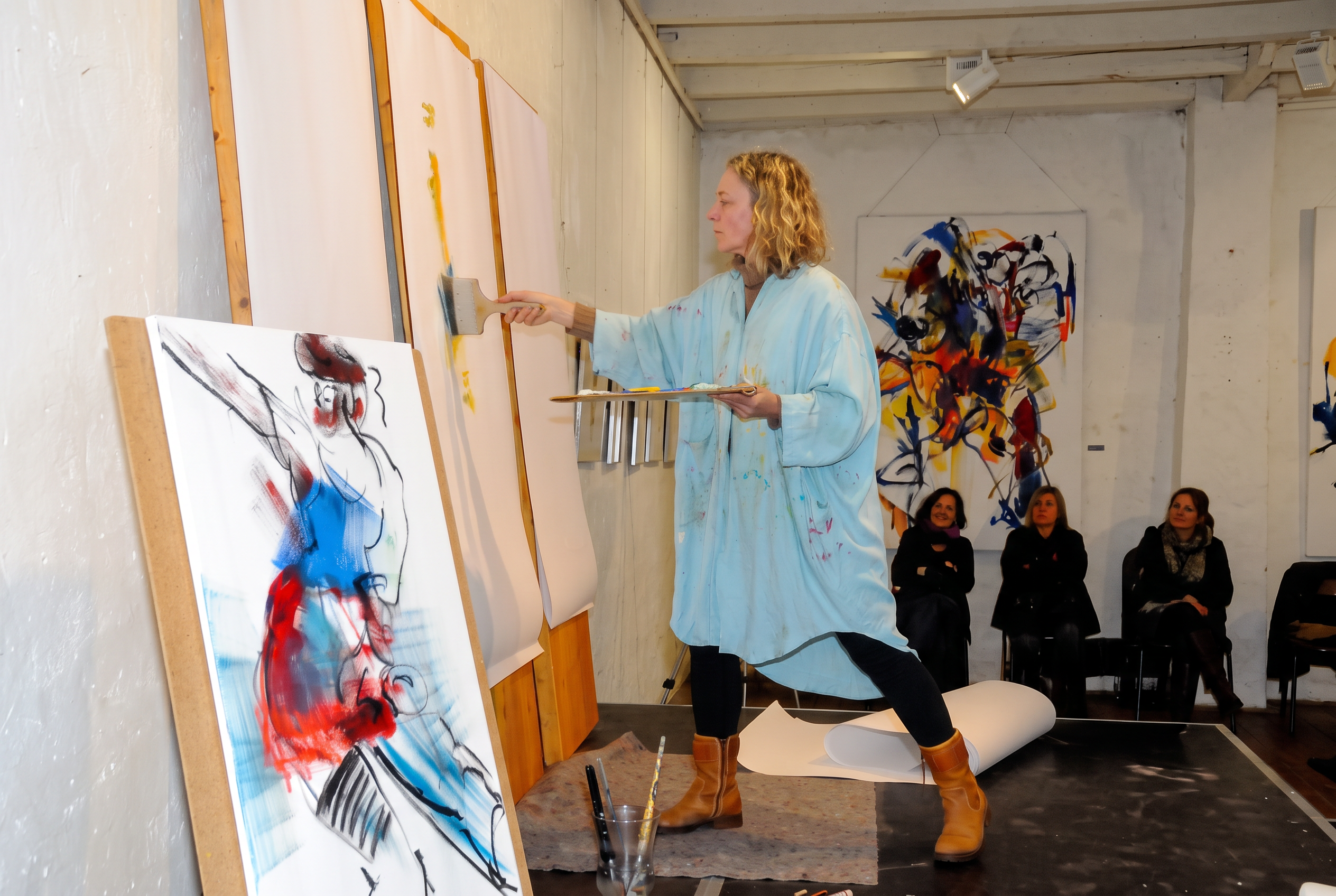 Isabella Moog in ihrem Atelier in Lübeck
